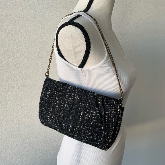 Clutch - Picture 7 of 8